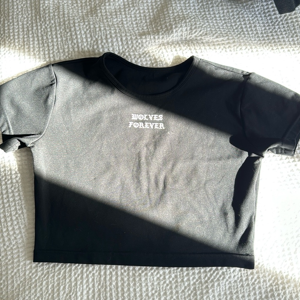 Darc sport WOLVES crop top